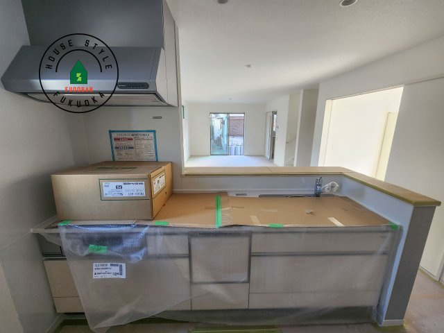 糟屋郡宇美町宇美東2丁目第6-2棟(2号棟)のキッチン|キッチン。グリル・食器洗い乾燥機・浄水器も完備。