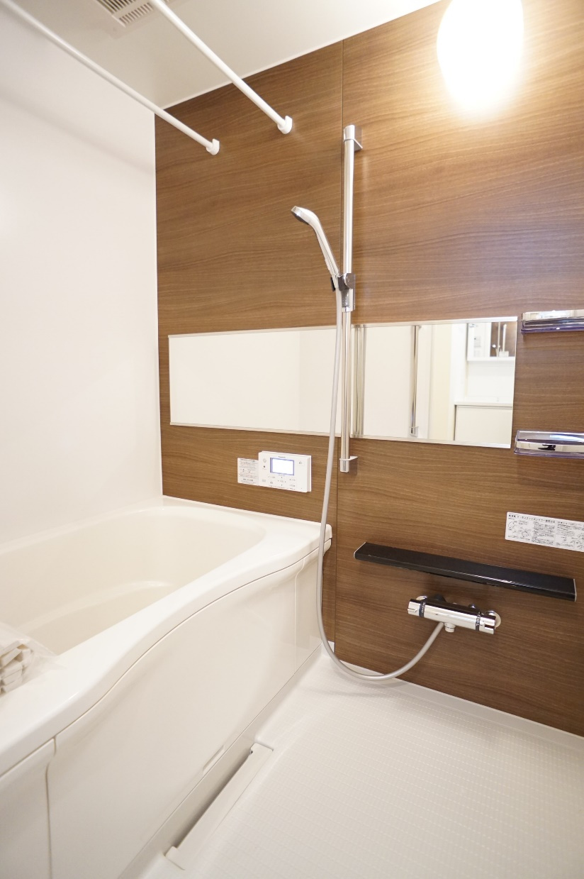 レーヴマニフィック小岩の浴室|一日の疲れを癒すお風呂は追い焚きオートバス♪浴室乾燥機付き