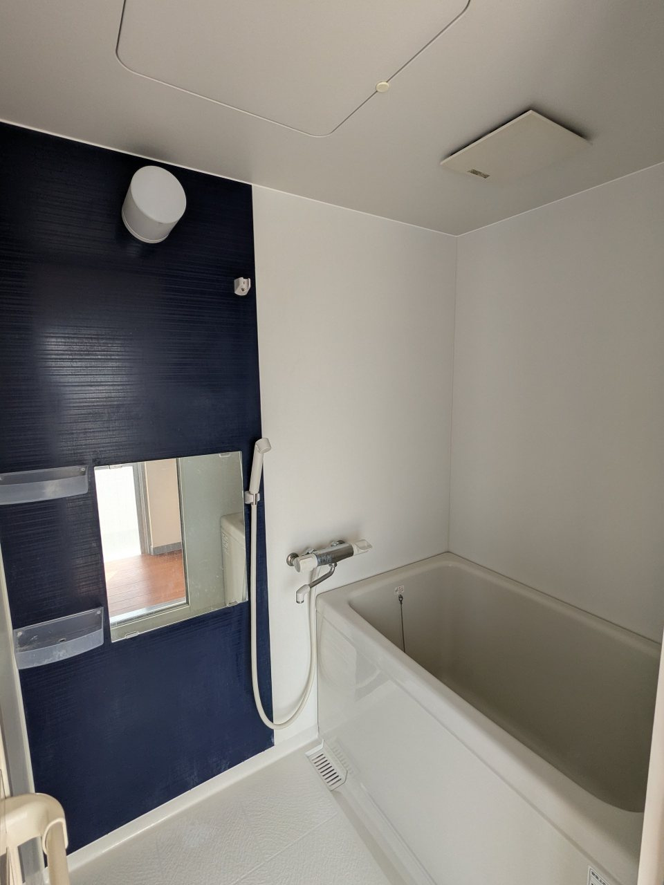 御影駅前マンションの浴室|きれいなお風呂です