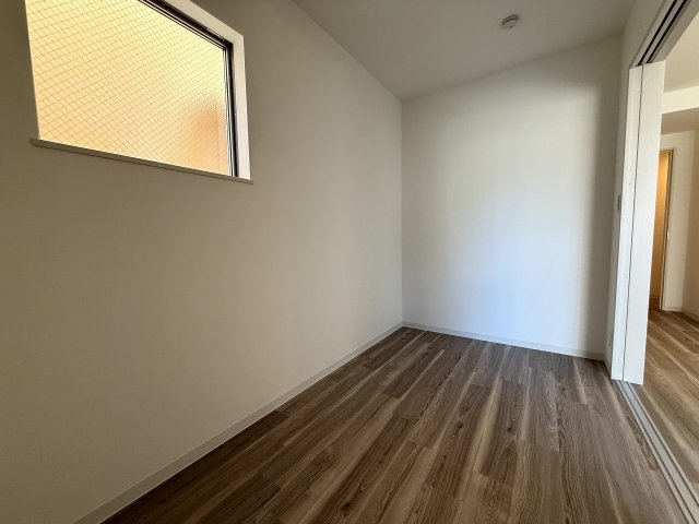 ジーメゾンエトワール西二見の居間・リビング