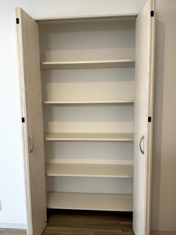 ジーメゾンエトワール西二見の収納