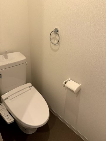 ジーメゾンエトワール西二見のトイレ