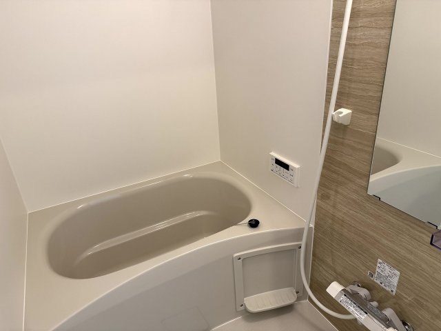 ジーメゾンエトワール西二見の浴室