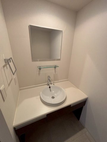 大阪市北区中崎３丁目の賃貸マンションの洗面所