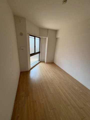 大阪市北区中崎３丁目の賃貸マンションの洋室