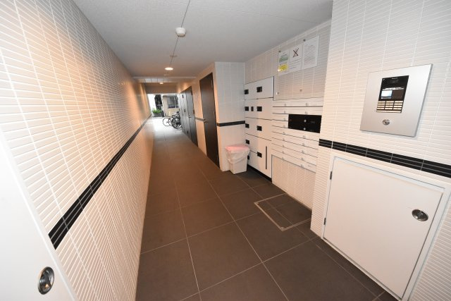 アイキューブ南船場のエントランス