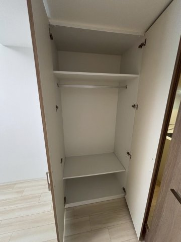 大阪市西区靱本町２丁目の賃貸マンションの収納