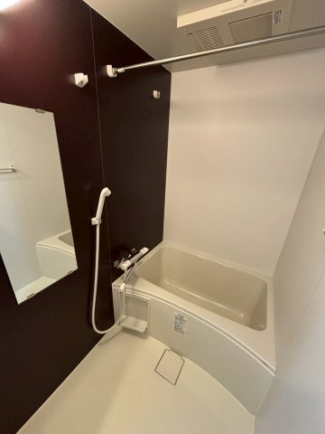 大阪市西区靱本町２丁目の賃貸マンションの浴室