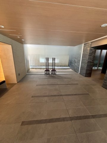 大阪市西区靱本町２丁目の賃貸マンションのロビー