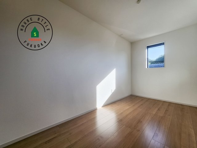 糸島市加布里4丁目第4-1棟(1号棟)の洋室|落ち着いた色調の洋室です。