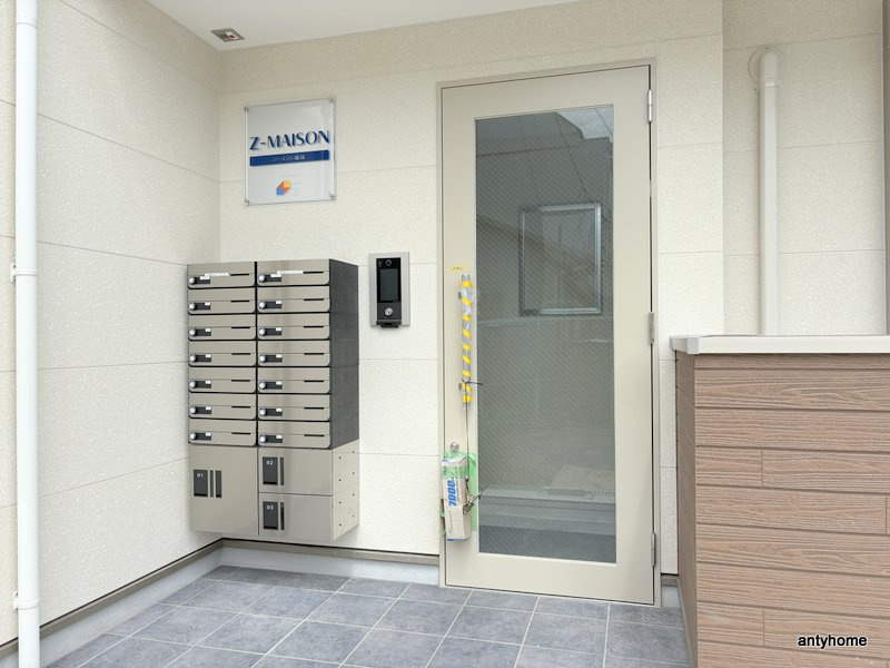 ジーメゾン姫島　仲介手数料無料のエントランス