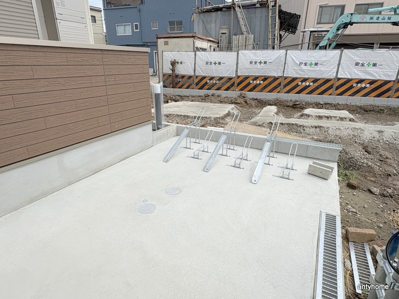 ジーメゾン姫島　仲介手数料無料の駐車場