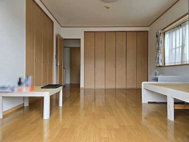 高知市朝倉甲　中古戸建の洋室