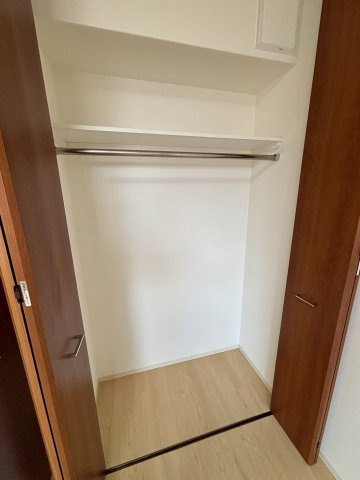 大阪市北区中之島４丁目の賃貸マンションの収納