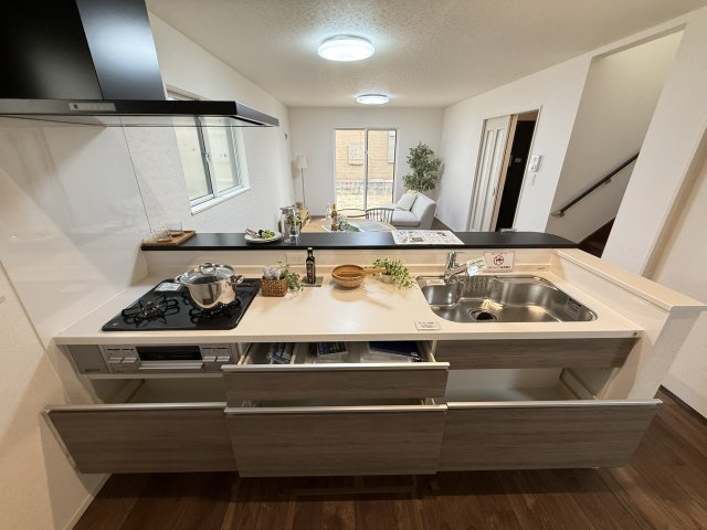 深阪６丁　新築分譲住宅　全４区画の内観：施工例