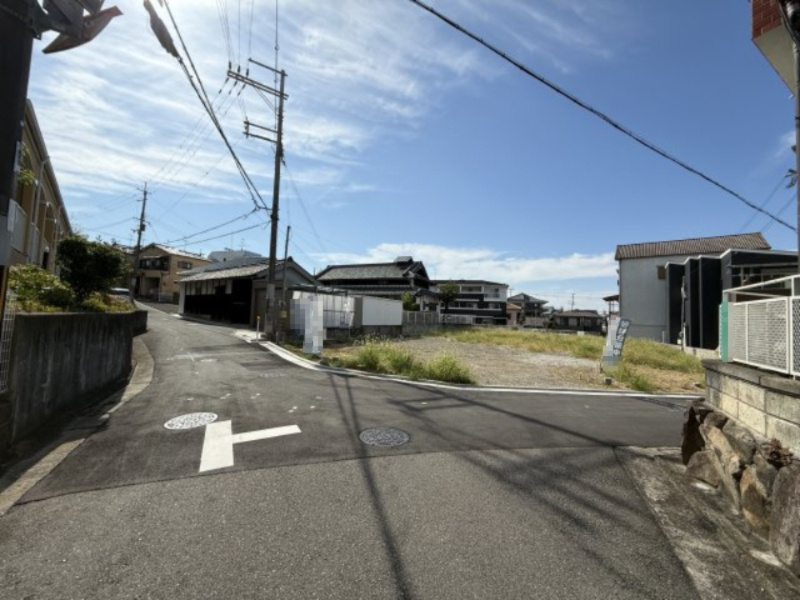 深阪６丁　新築分譲住宅　全４区画の前面道路含む現地写真