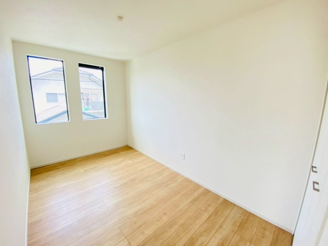 ケイアイグレイス／菊陽町2期／武蔵が丘2丁目　1号棟の洋室