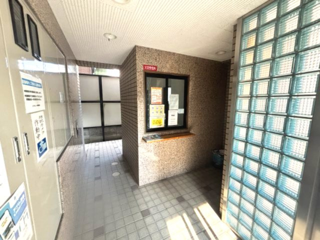 エステムコート東灘のロビー