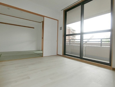 【洋室】 | レークヒルズ野多目8番館 | 別号室の写真になります。現況優先。