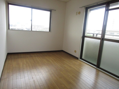 【洋室】 | メゾン辻