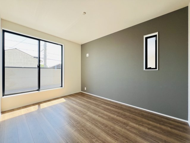 碧南市霞浦町4-35『仲介手数料無料』新築戸建ての洋室