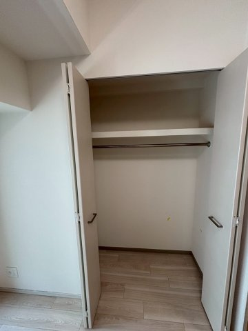 大阪市中央区高麗橋１丁目の賃貸マンションの収納