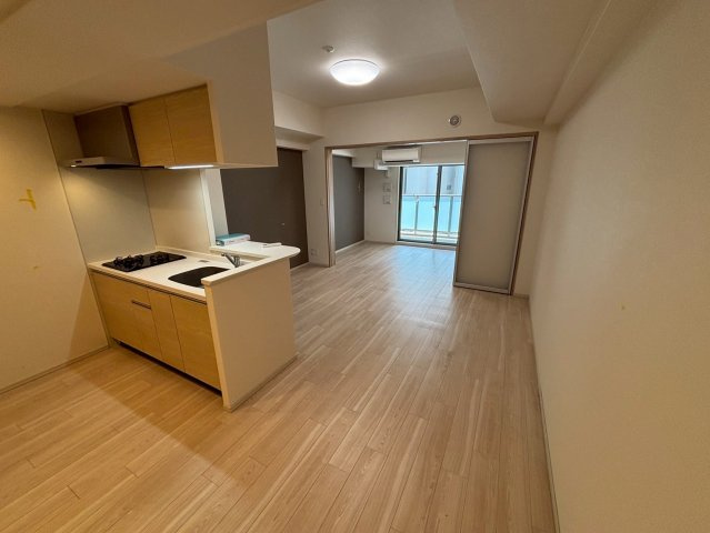 大阪市中央区高麗橋１丁目の賃貸マンションの居間・リビング