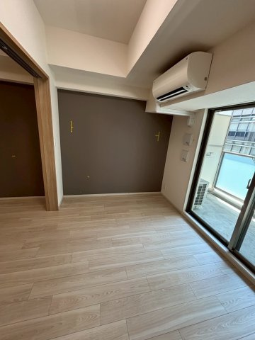 大阪市中央区高麗橋１丁目の賃貸マンションの居間・リビング