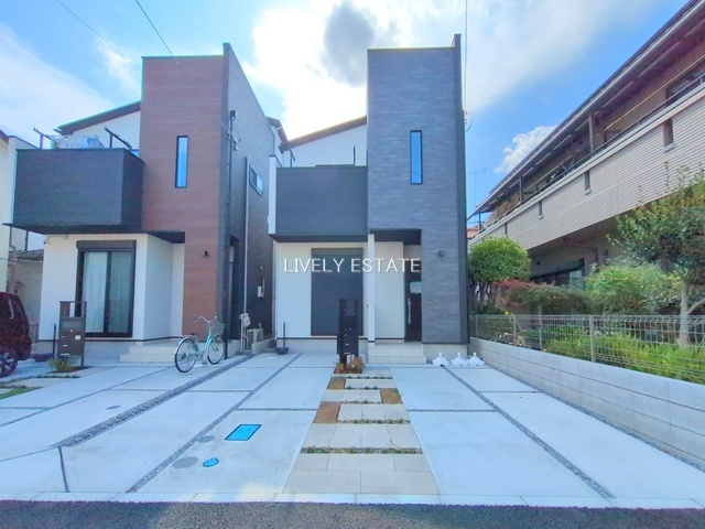 草加市神明2丁目 新築分譲住宅 全2棟 A号棟の外観