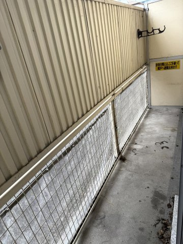 ファーストハウスのバルコニー