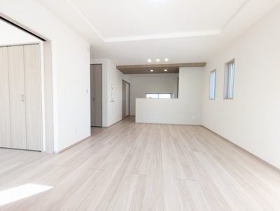 【居間・リビング】