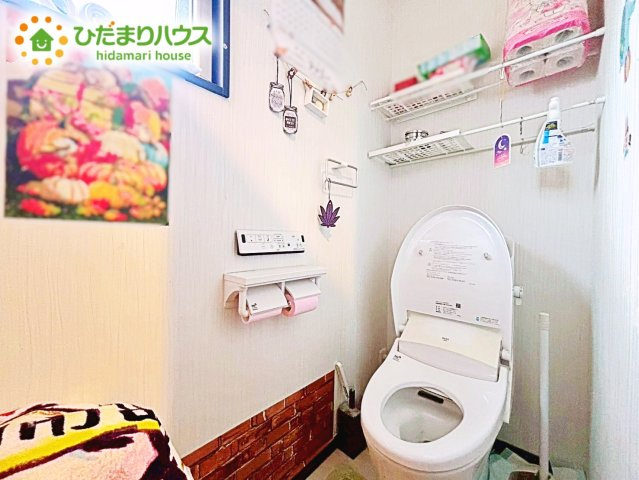 【トイレ】 | 東茨城郡茨城町桜の郷　中古戸建 | トイレは1F、2F共に完備！取り合いになることがありませんね(^^)/