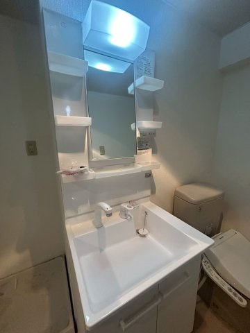 AMBER HOUSE Jingu　名古屋市賃貸　仲介手数料無料の洗面所