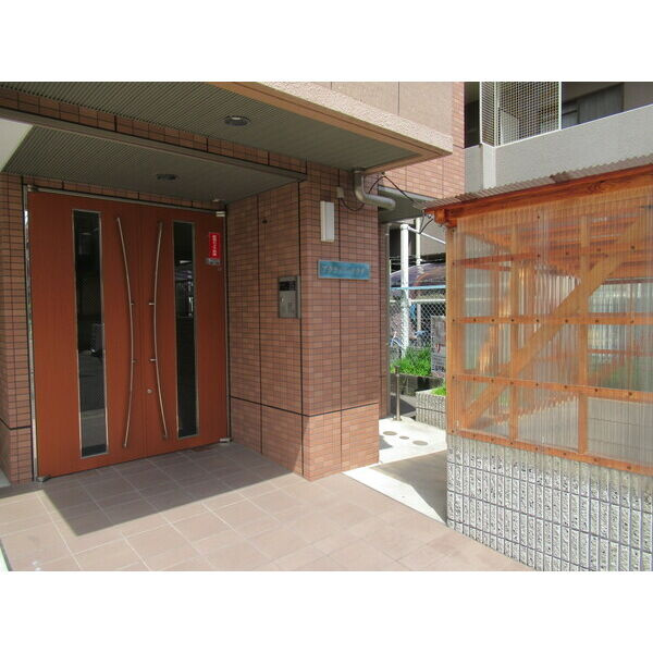 アクティブオクダのエントランス