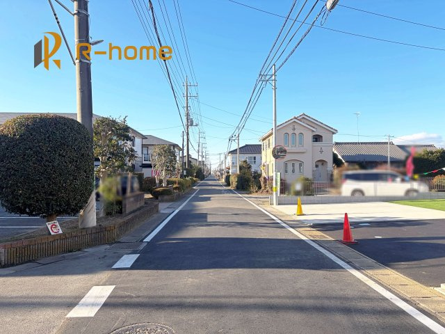 土浦市右籾　新築戸建て　D号棟の前面道路含む現地写真|堂々！建物完成♪実際のお部屋をご見学可能です♪
ご見学が一番の資料！お気軽にお問い合わせ下さい♪