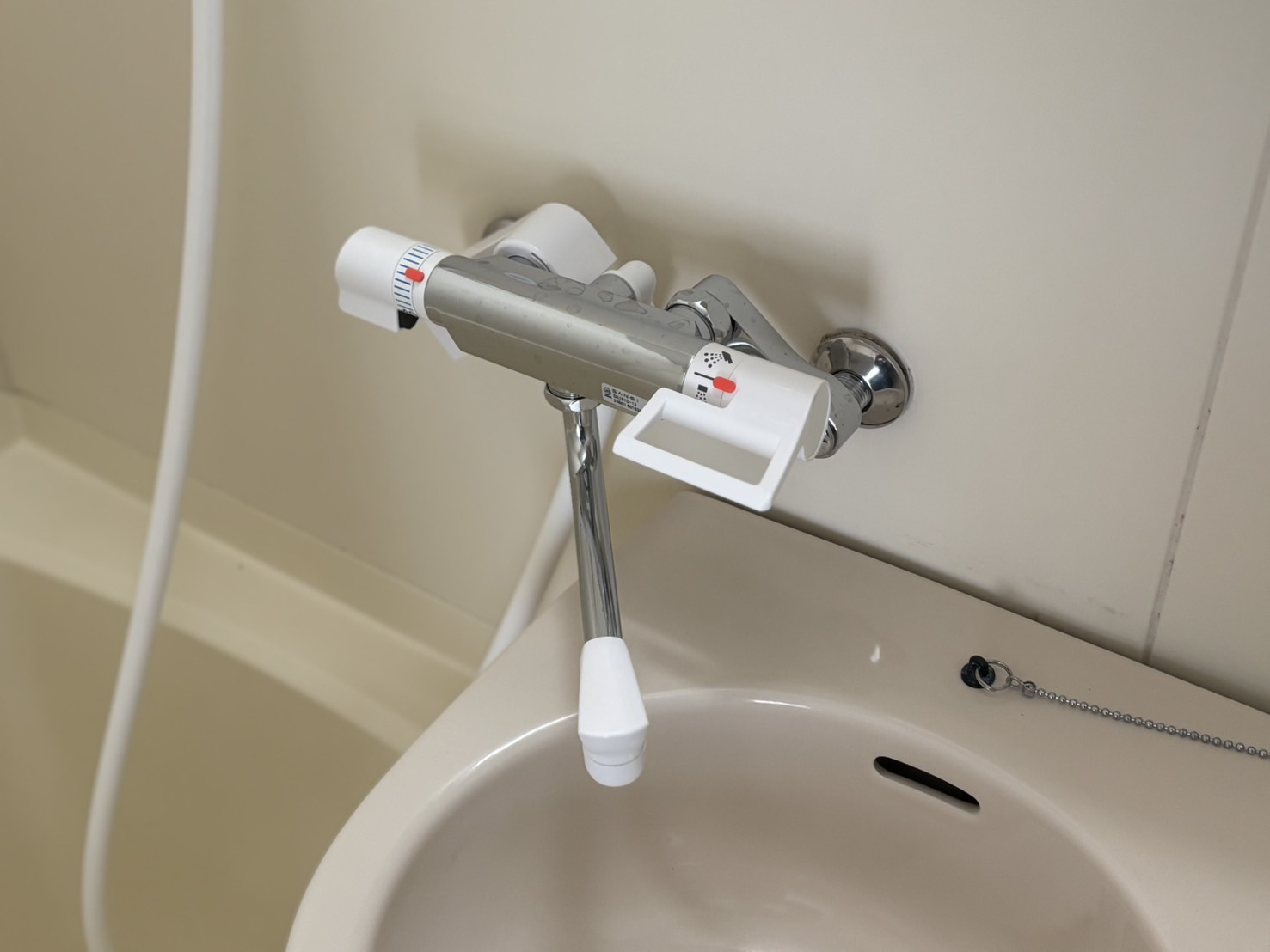 ルナ緑町の洗面所|使いやすいサーモ水栓