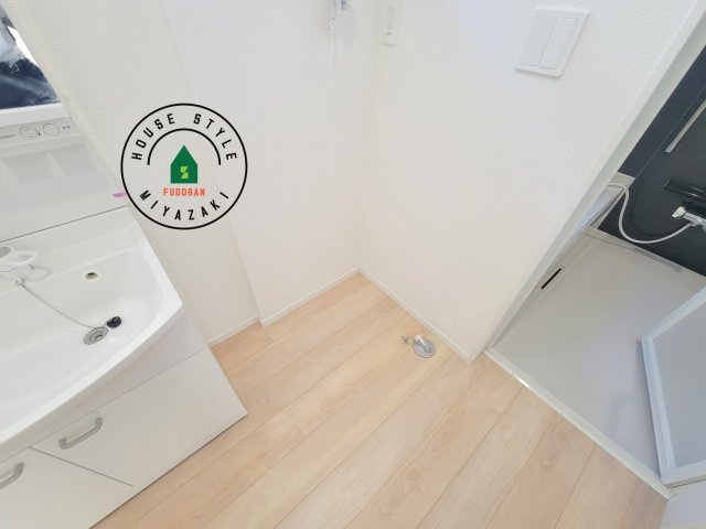 宮崎市島之内第12-2棟（2号棟）のランドリースペース|ランドリースペースとなります。広々して有効的にご使用できます。 