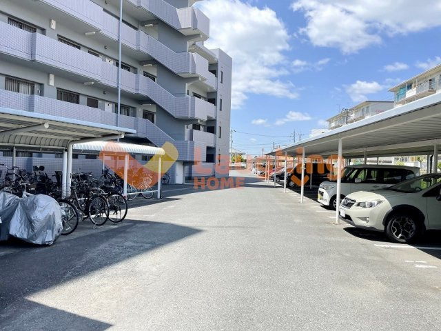 アザレ久留米の駐車場|駐車場があります