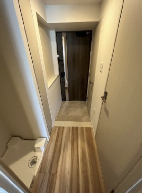 ワンルーフレジデンス中野南台の玄関