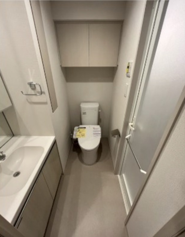 ワンルーフレジデンス中野南台の玄関