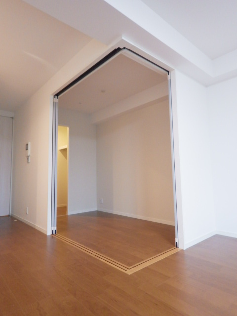 サムティ西熊本の洋室