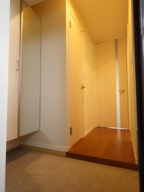 サムティ西熊本の玄関