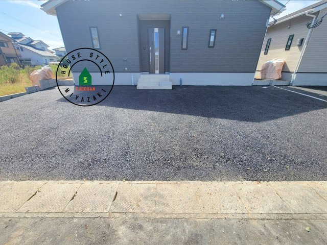 宮崎市恒久第14-4棟（2号棟）の駐車場|駐車場になります。