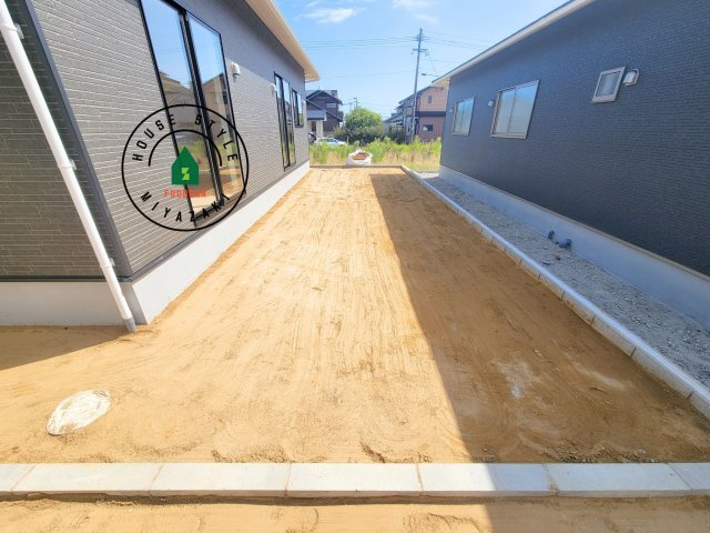 宮崎市恒久第14-4棟（2号棟）の庭|お庭で自由な時間を過ごせます。