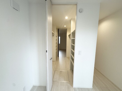 【内装】 | D-GLANZ WEST | ウォークスルークローゼット