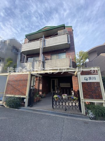 エルズ夙川の外観|おしゃれな外観です