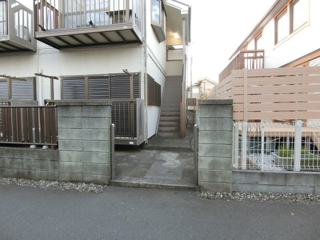 【エントランス】