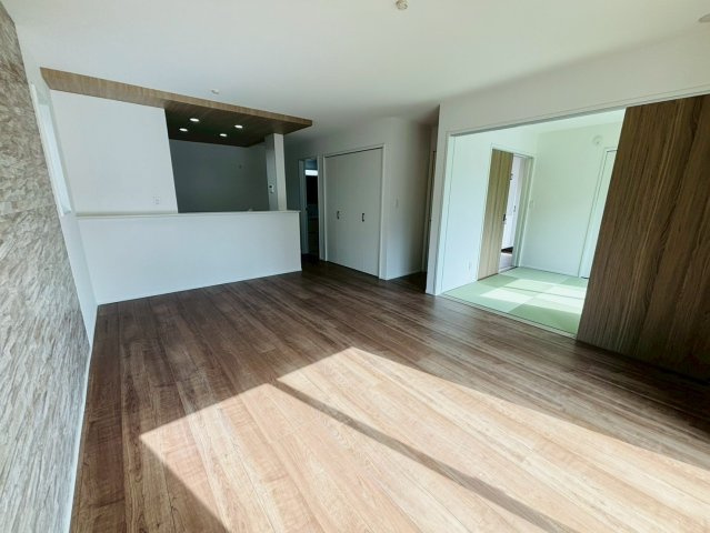 酒々井３期　新築戸建　１号棟の居間・リビング