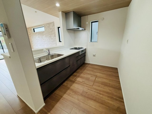 酒々井３期　新築戸建　１号棟のキッチン