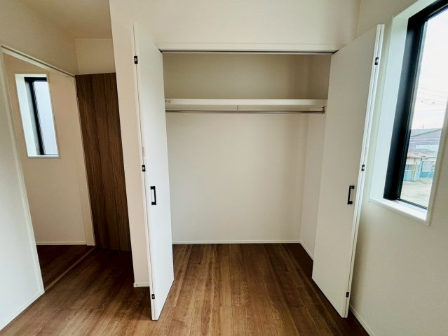 酒々井３期　新築戸建　１号棟の収納